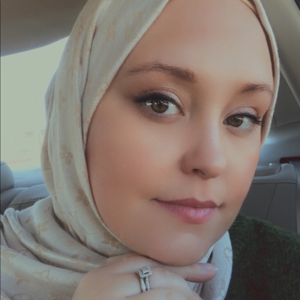 Meet your Posher, Nicholle